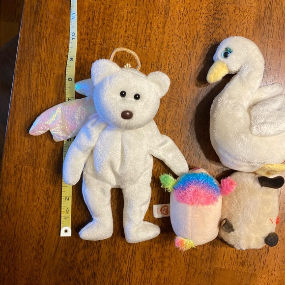 Ty beanie babies.  Total of five in group. - Picture 11 of 15